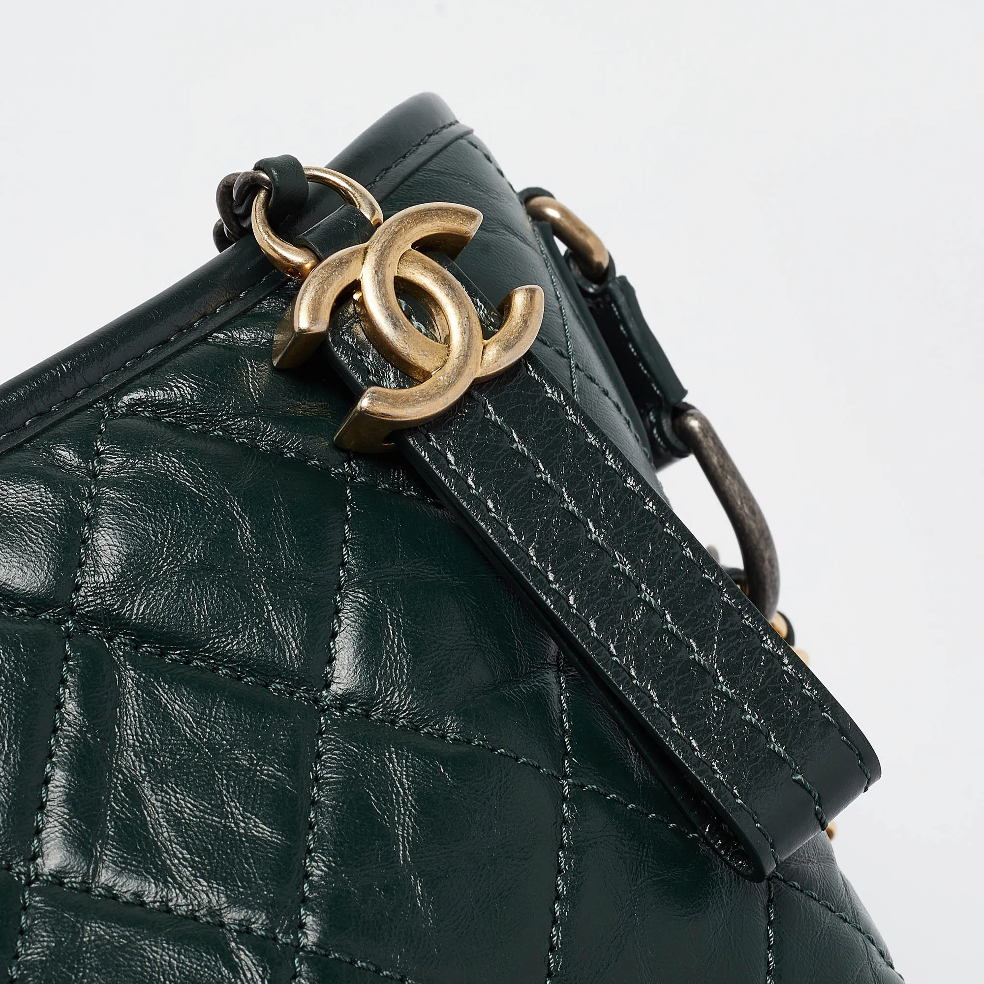 CHANEL Green Quilted Aged Leather Medium Gabrielle Hobo