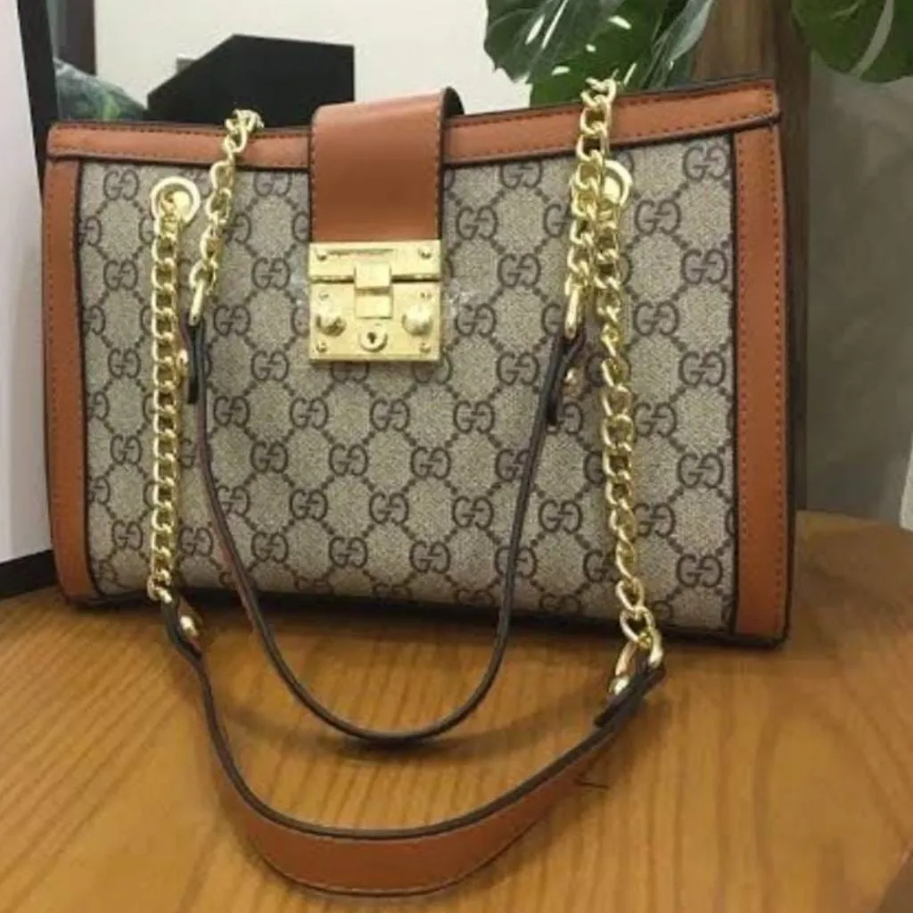 Fashionable Padlock Shoulder Crossbody Handbag For Women