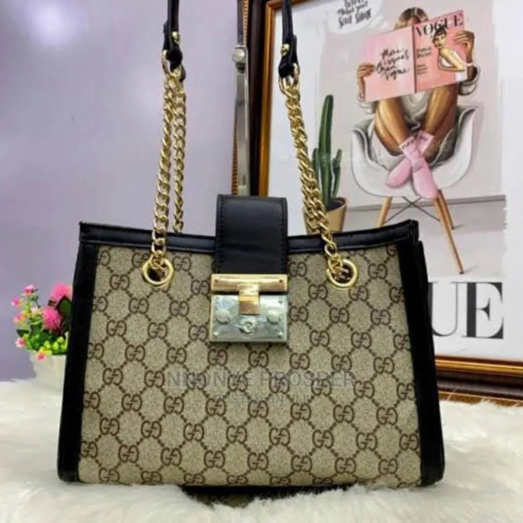 Fashionable Padlock Shoulder Crossbody Handbag For Women